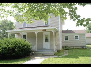308 E State St, Fayette, IA 52142