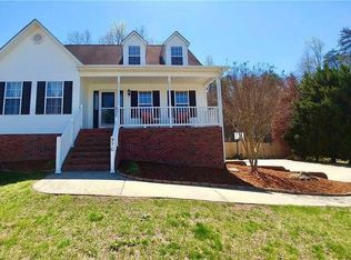 970 Winterside Ln, Winston Salem, NC 27107