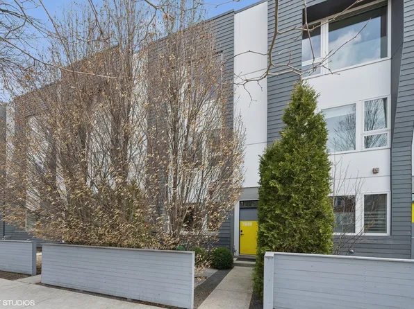 2649 N Hamlin Ave, Chicago, IL 60647