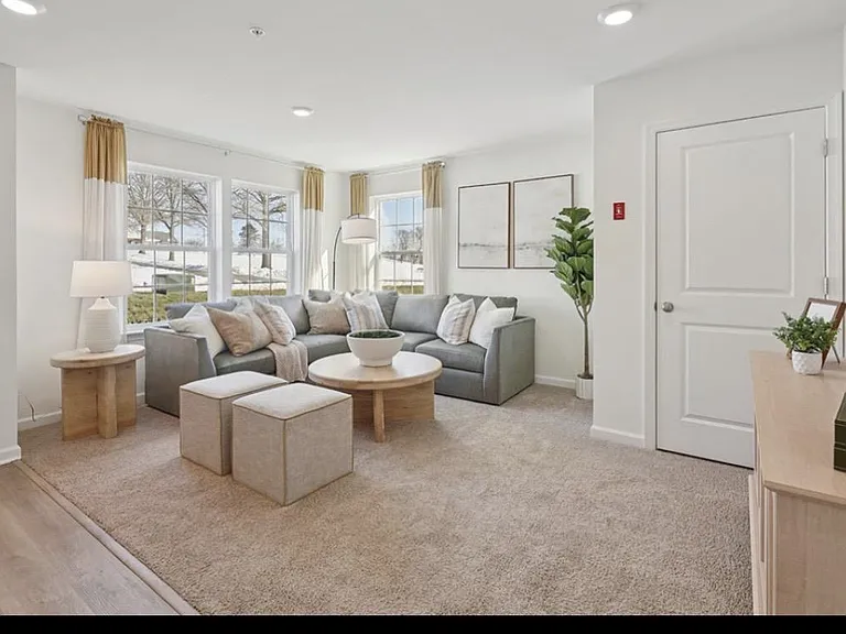 111 Spenser Way — Photo 3