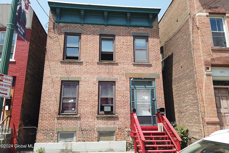3rd image of 393 1st Street
