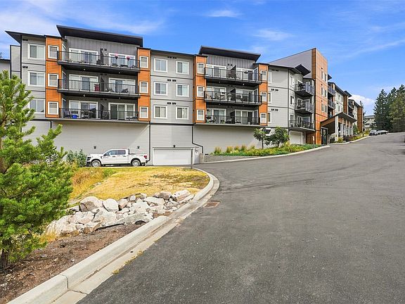2nd image of 2046 Robson Pl Unit 105