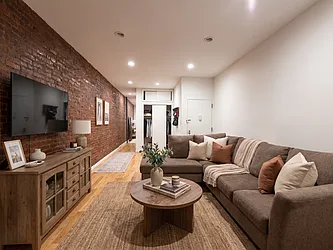 213 East 5th Street, #7
