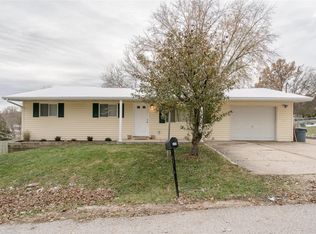 416 Puetz Ln, Gray Summit, MO 63039