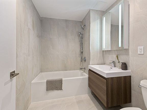 4th image of 14-33 31st Ave #5F