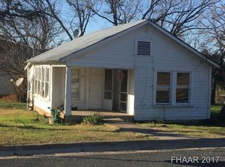 516 Brown St, Lampasas, TX 76550