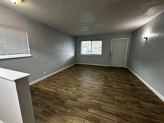 5th image of 2408 San Diego Ave #El