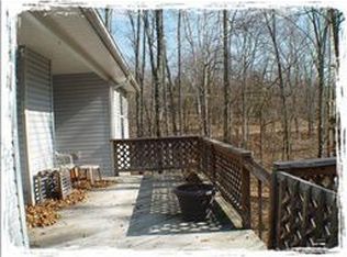 3460 Lylewood Rd, Woodlawn, TN 37191