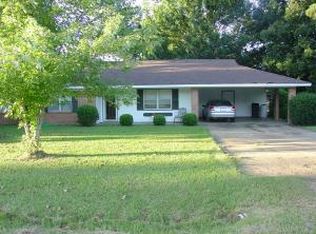 134 Tenneco Dr, Columbus, MS 39702