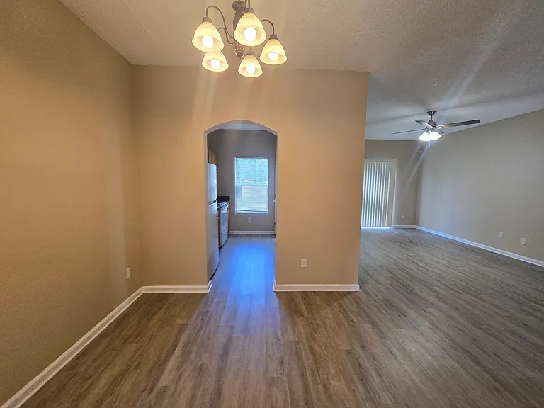 5260 Collins Rd #201 — Photo 5