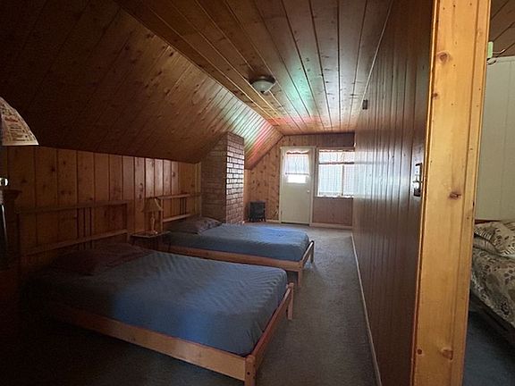 4th image of 42607 Willow Ave