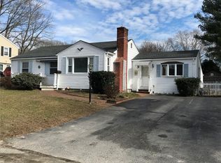 51 Sleepy Hollow Rd, East Greenwich, RI 02818