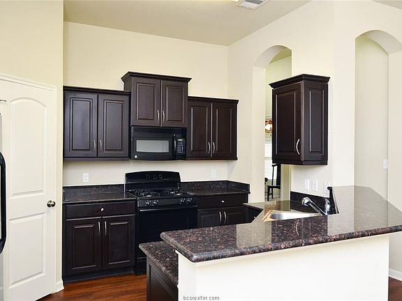 5th image of 15436 Baker Meadow Loop