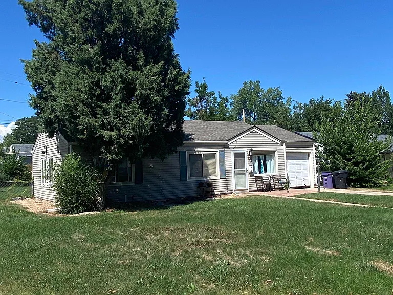 3299 S Forest St — Photo 4