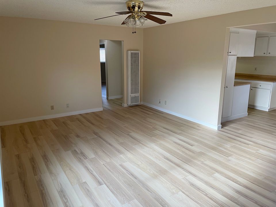 1st image of 1733 De Marietta Ave APT 4