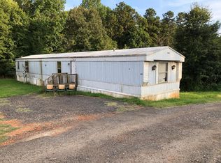 313 Wood Gate Dr, Seneca, SC 29678