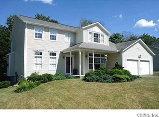 6036 Singletree Ln, Jamesville, NY 13078