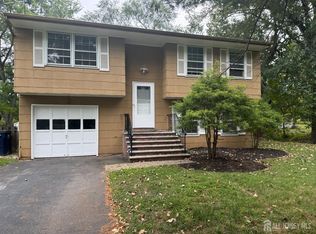 5 Pelmont Pl, Piscataway, NJ 08854