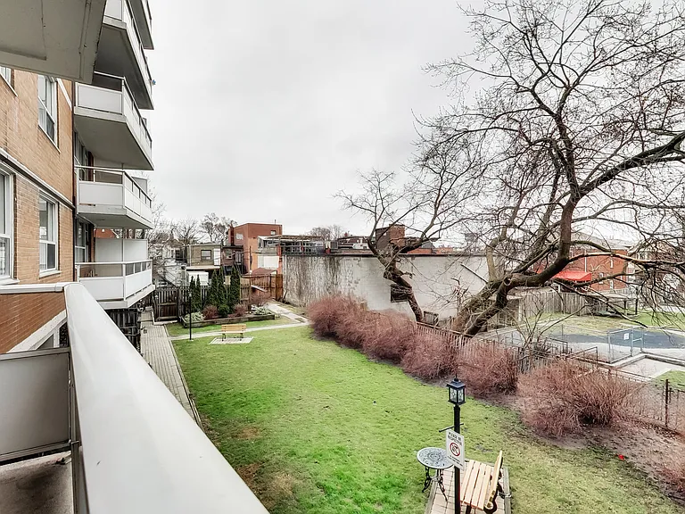 101 Cosburn Ave #104 — Photo 64