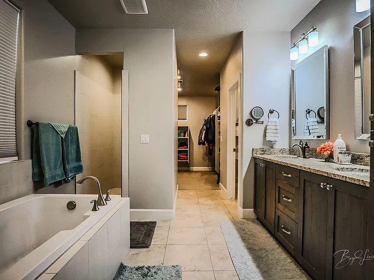 3035 E 2805 South Cir — Photo 42