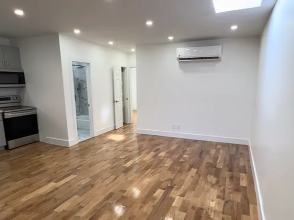 3802 Bronxwood Ave, Bronx, NY 10469