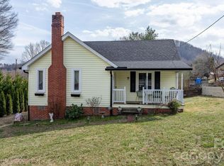88 Lincoln Ave, Marion, NC 28752