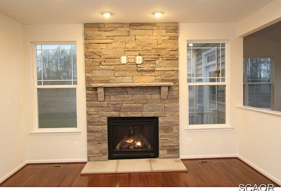3rd image of 16478 Greenspring Ave