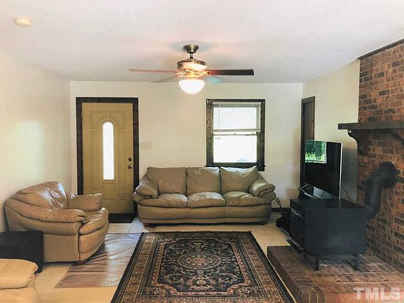 4th image of 417 Lakeshore Dr