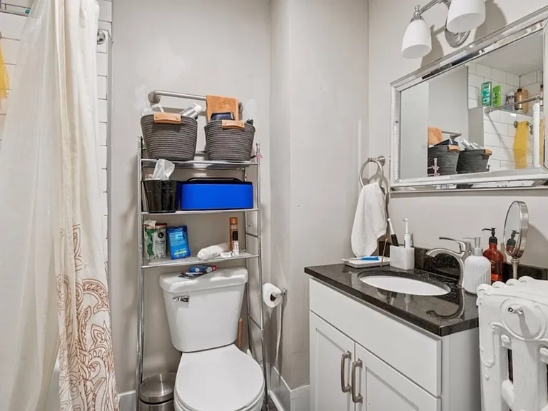 3045 Grand Ave S #2 — Photo 10