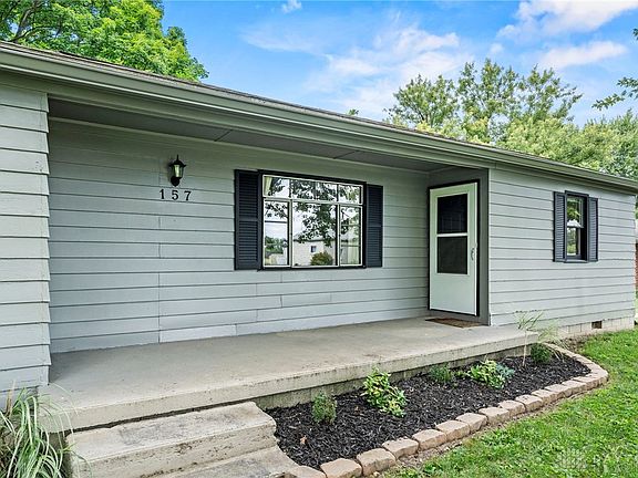 4th image of 157 Lawnview Ave