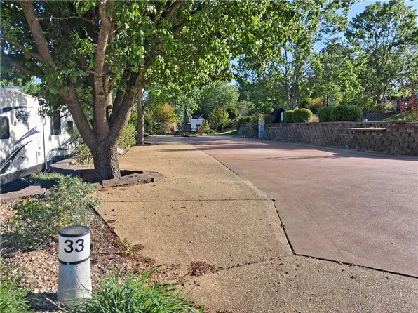 1229 County Road 663 #33, Oak Grove, AR 72660