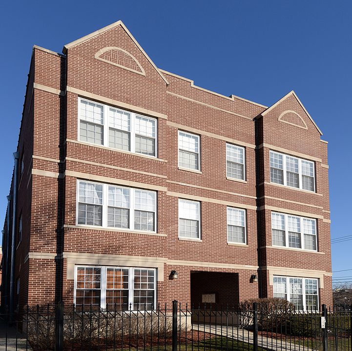 1st image of 23 N Menard Ave #3S
