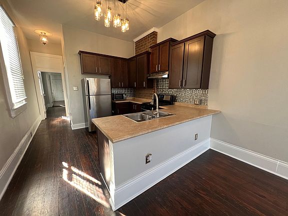 2nd image of 8438 Jeannette St