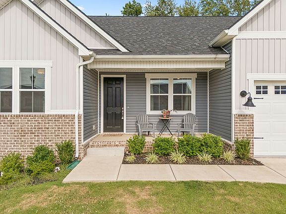 3rd image of 3020 Fernwood Ln