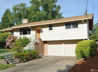 20025 Palatine Ave N, Seattle, WA 98177