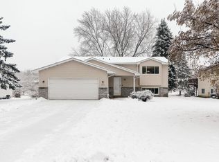 3312 Centerville Rd, Vadnais Heights, MN 55127