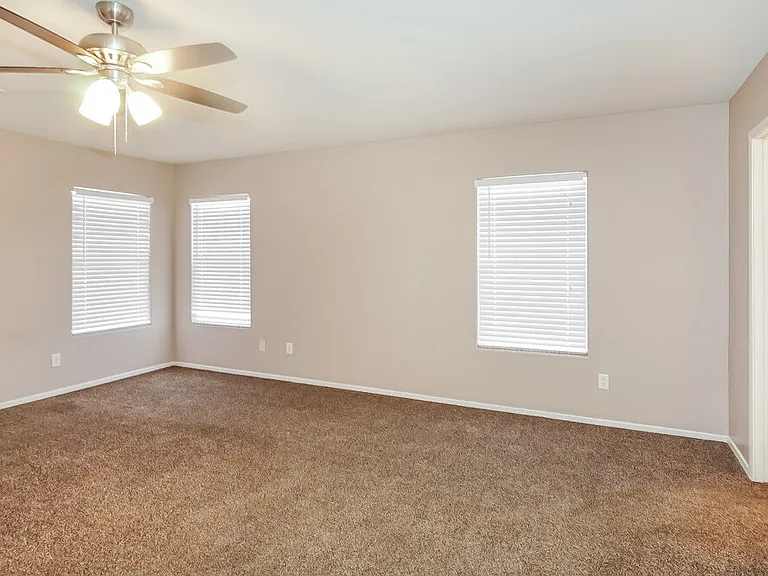 773 Thorton Beach St — Photo 10