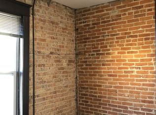 102-104 7th St #102, Rockford, IL 61104