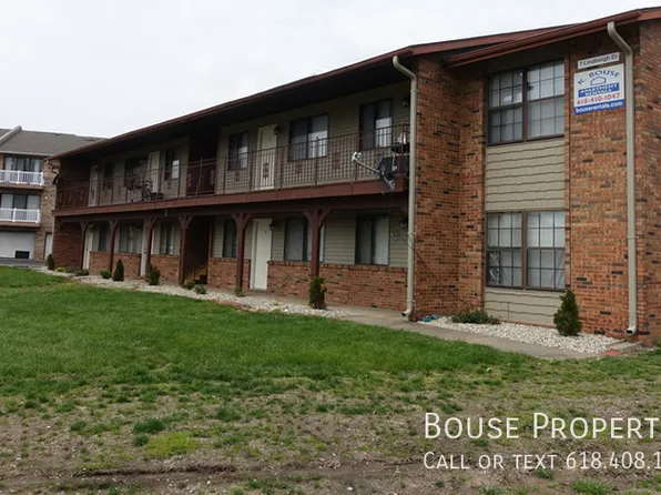7 Lindbergh Cir APT 5, Belleville, IL 62221