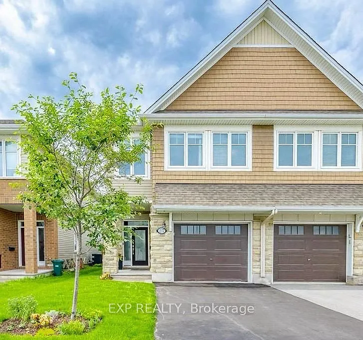 3 bed, $3,000 — Photo 1