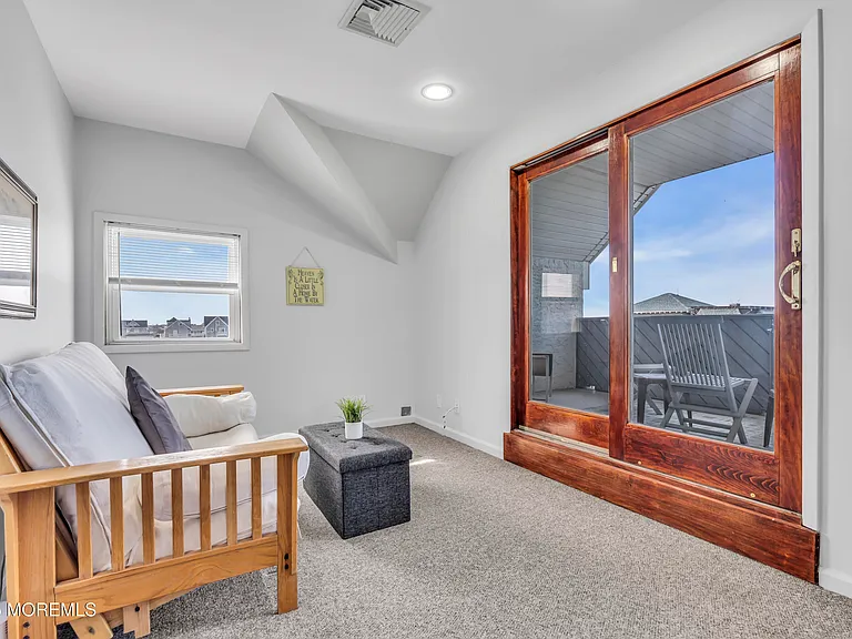 492 Ocean Ave — Photo 44