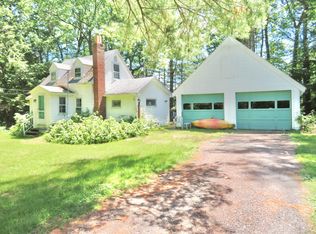 22 Dow Ln, Falmouth, ME 04062