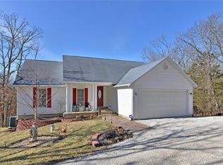9970 Sandcut Rd, Catawissa, MO 63015