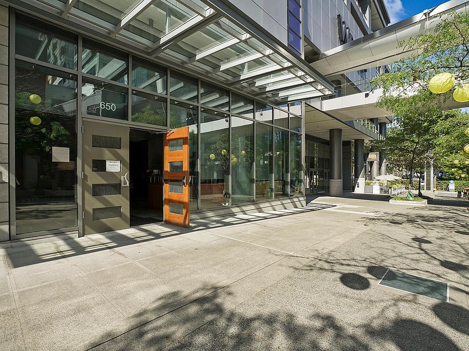 1st image of 650 Bellevue Way NE Unit 4005