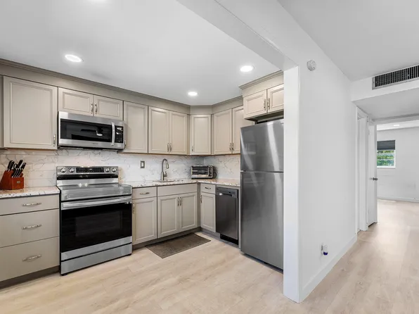 340 NW 19th Street #2020, Boca Raton, FL 33432