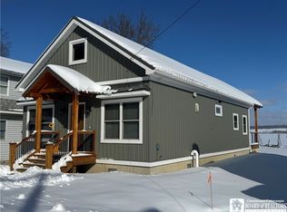 29 Loomis Bay Rd, Ashville, NY 14710