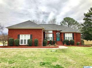 300 Western Hills Dr, Madison, AL 35757