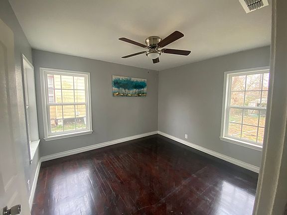 5th image of 1129 Manchester Ave