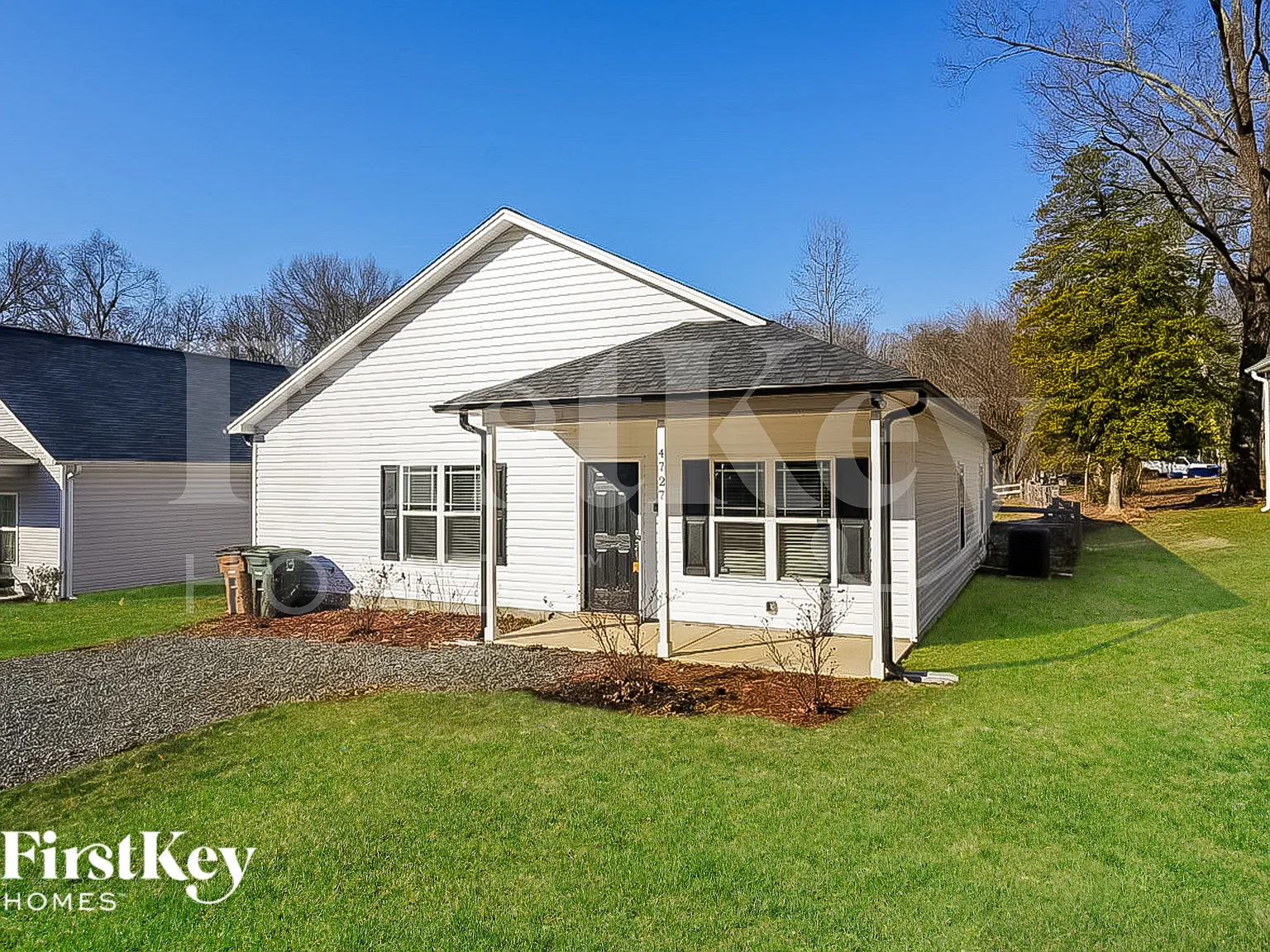 3 bed, 2.0 bath, 1572 sqft, $1,755 — Photo 2