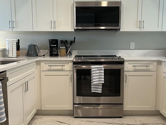 5th image of 5897 Chanteclair Dr Unit 1-314